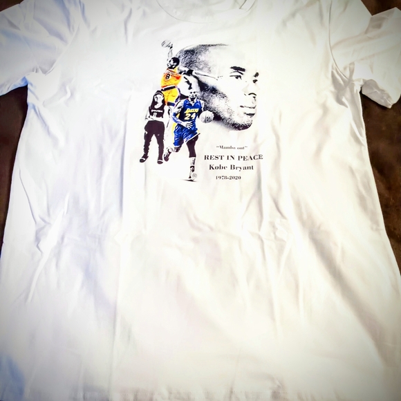 KOBE BRYANT TRIBUTE TEE SHIRT - Picture 2 of 12